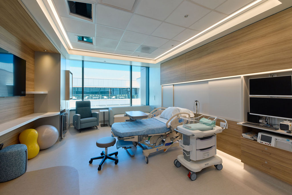 Women's Pavilion Birthing Suite